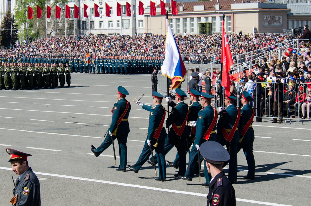 9 мая 2026 года, суббота: День Победы и акция памяти «Бессмертный полк», 20 лет назад утверждено Почётное звание «Город воинской славы»